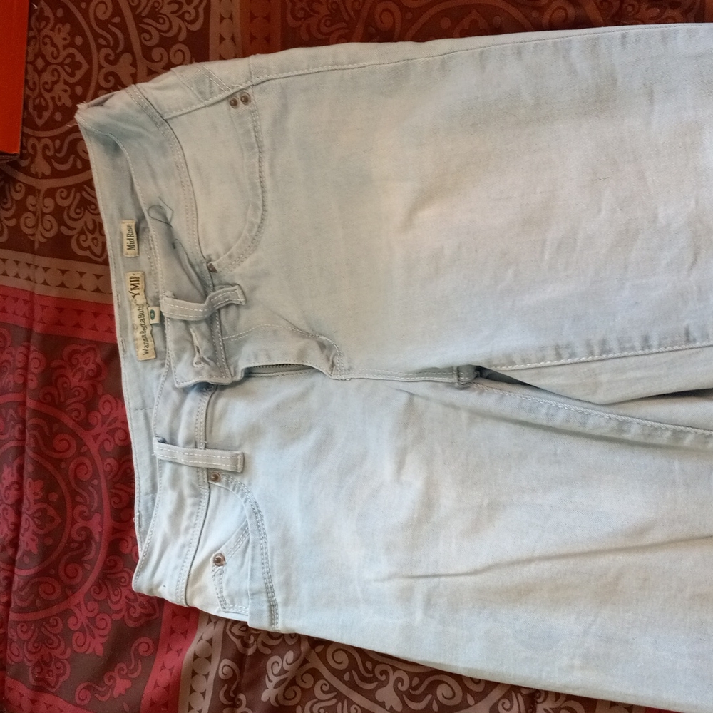 Skinny jeans